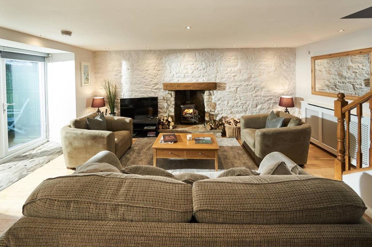 Stuc An T Sagairt Cottage , Loch Lomond ドライメン エクステリア 写真